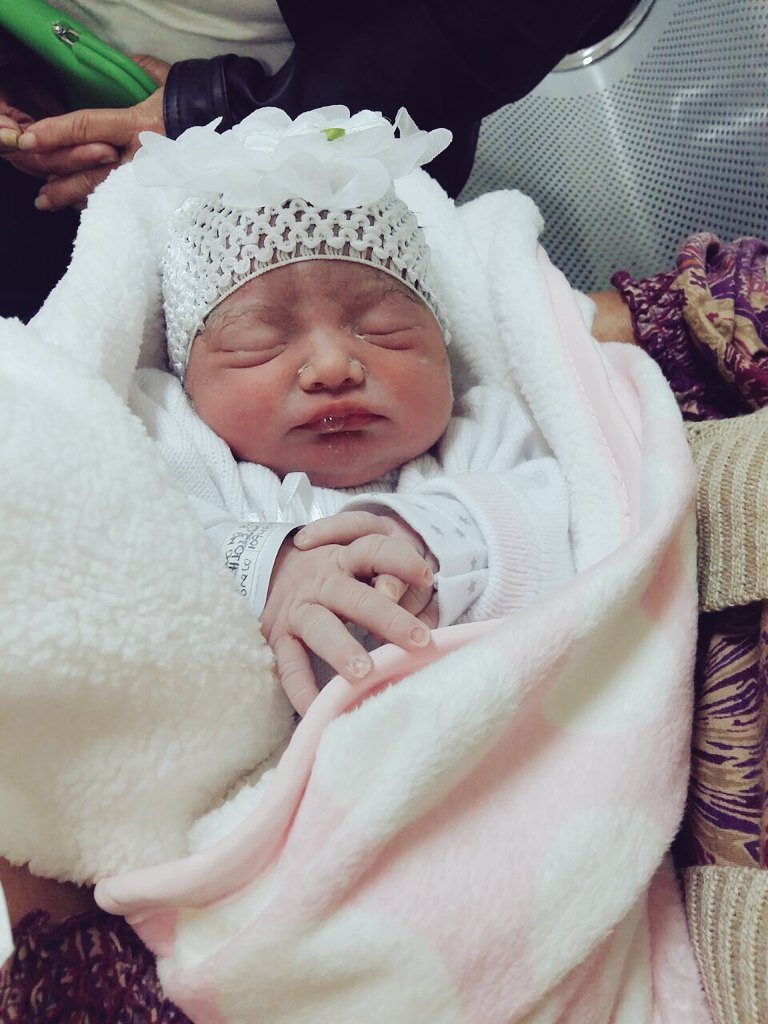 _Danielaaaa__'s tweet image. Mi Marti preciosa gracias a Dios naciste sana y salva gracias por hacer de este día el más feliz de todos TAM😻👶🙈