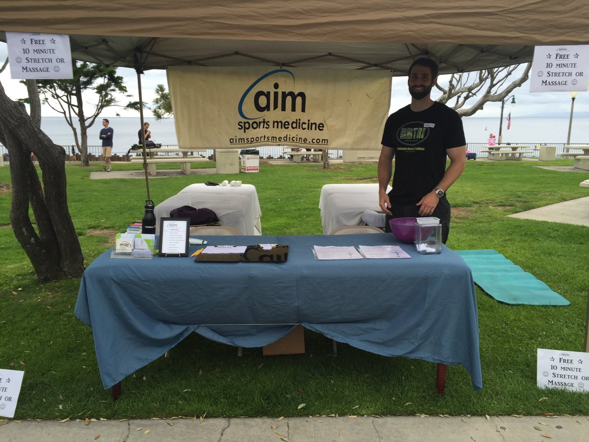 mdblacklUSCDPT's tweet photo. Awesome weekend representing @AimSportsMed at the Redondo Beach Triathlon! https://t.co/dgmCh2wZrJ