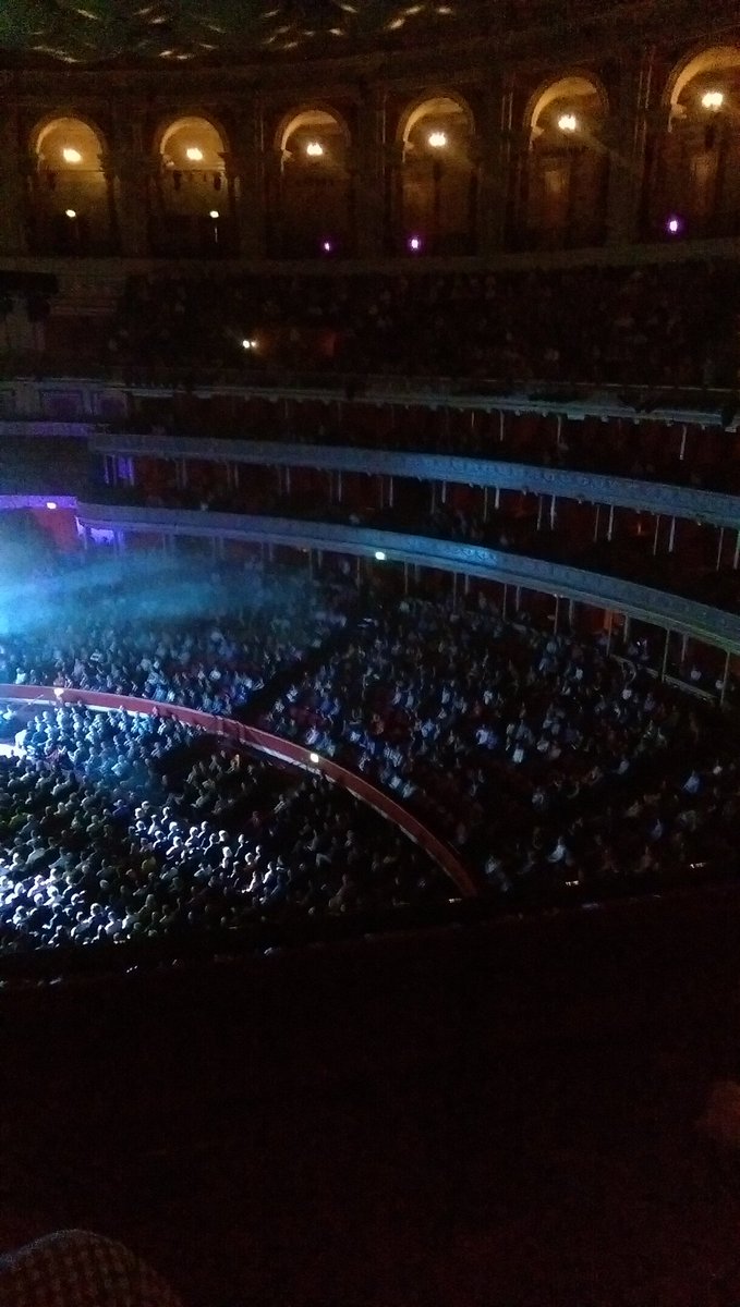CultchaHack's tweet image. The @RoyalAlbertHall is SO awesome for a night with @johnwgrant @kylieminogue @RichardHawley.  @bellaunion @Gigwise