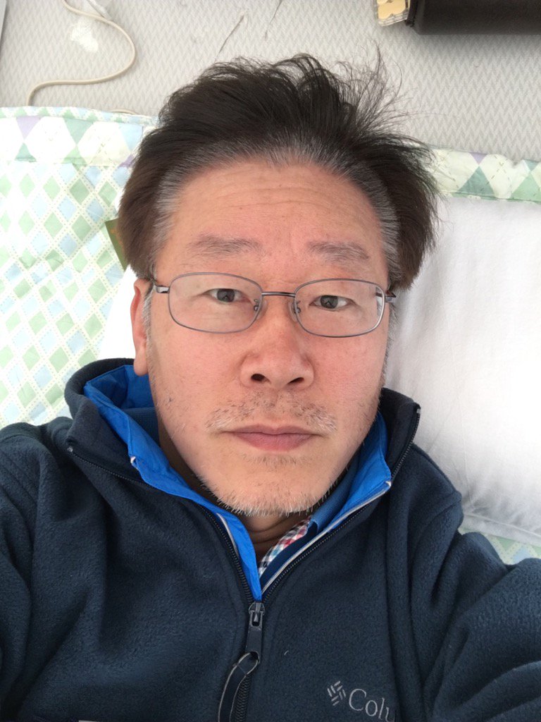Jaemyung_Lee's tweet photo. <손가락혁명동지들에게>
여러분의 손가락덕에 정부와 악성언론의 '부자도시 몽니'프레임공격에서 벗어나 '지방자치 정상화 투쟁'으로 바꿀수 있었습니다계속 싸워주세요
감사합니다 손가락동지들 https://t.co/JEVTErXdNV