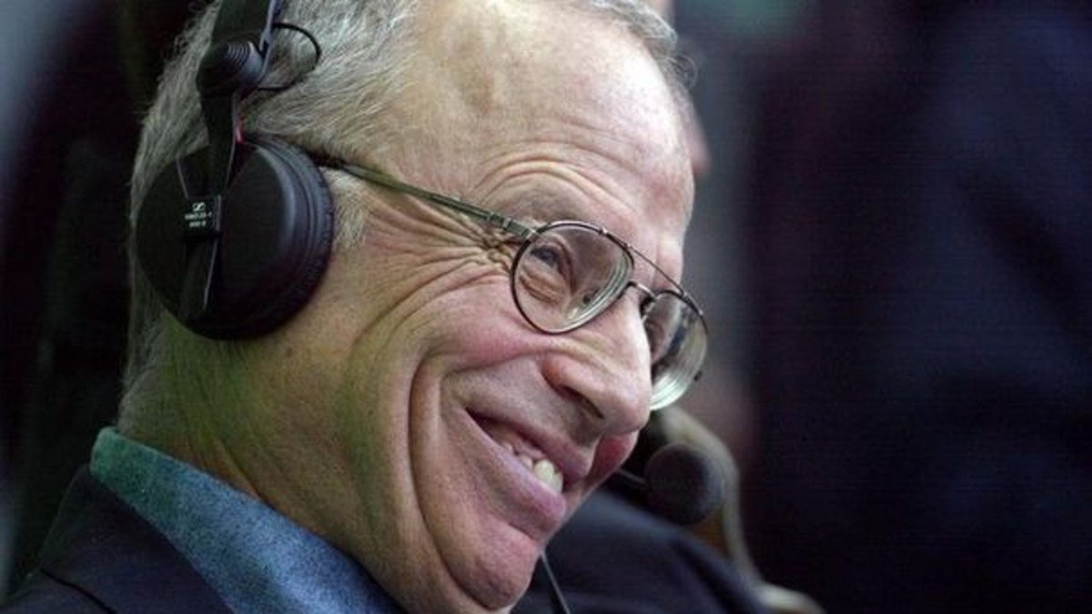 ActuFoot_'s tweet photo. Il y a 4 ans jour pour jour, Thierry Roland nous quittait à l'âge de 74 ans. https://t.co/wlrQdPsaYC