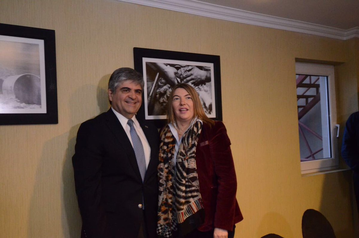 En Río Grande recibimos al presidente de <a href="/YPFoficial/">ypfoficial</a> Miguel Gutiérrez y directivos nac. y prov. de la compañía