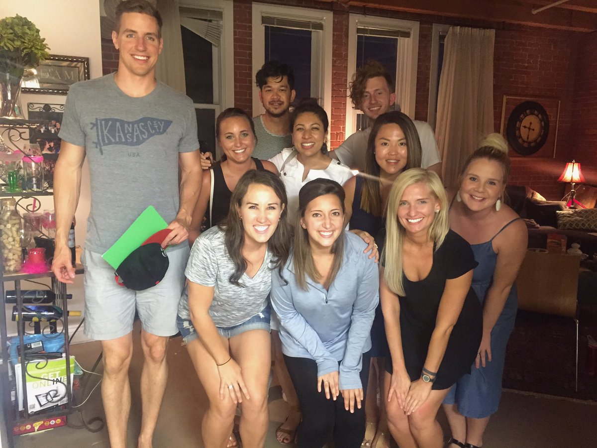LaurenGroden's tweet photo. 2 days until Peru with this crew! 🙏🏼🎉✝ #spreadingjoyinperu https://t.co/jx9l6cajg8