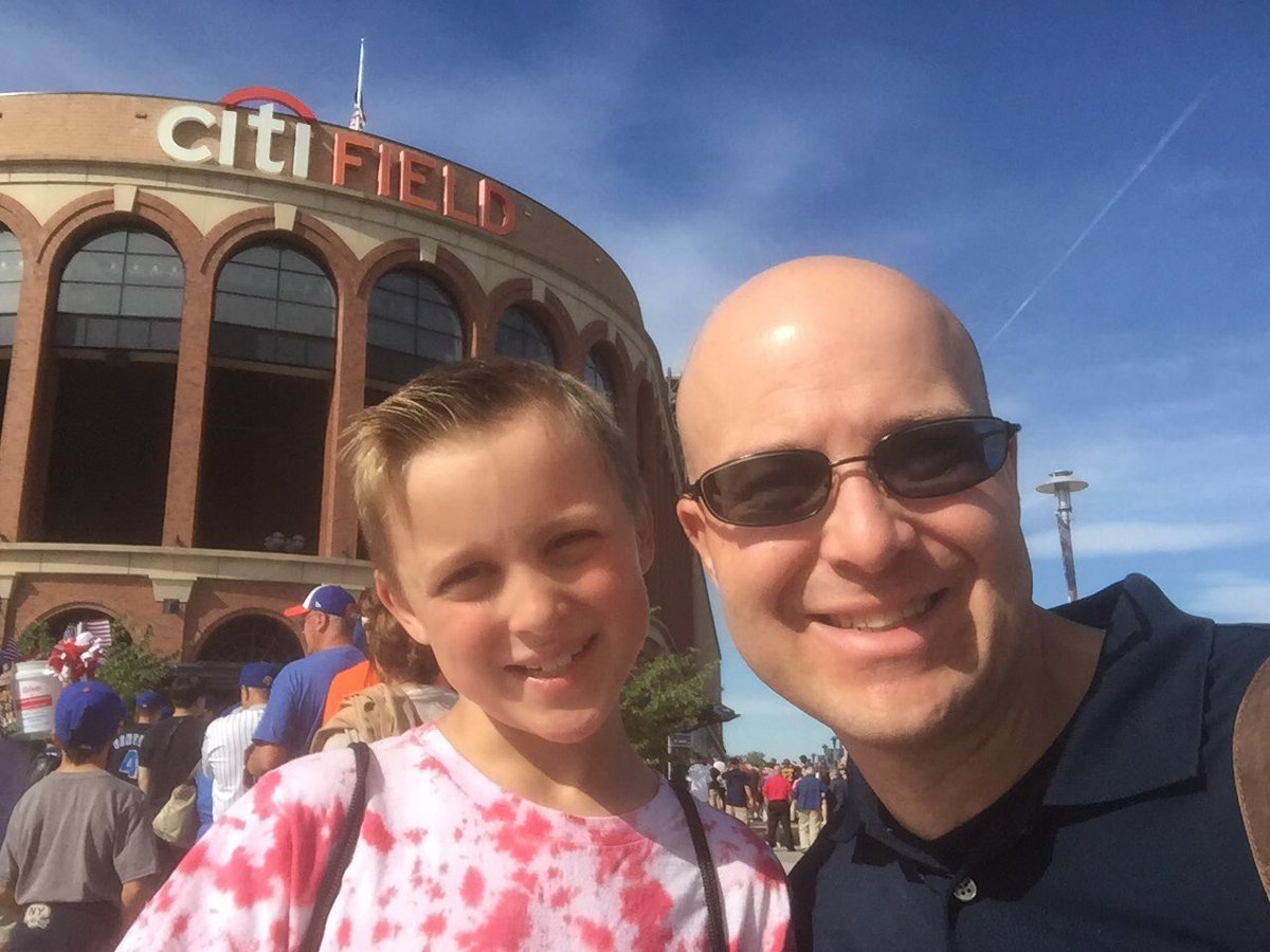 Dispatcher3's tweet photo. @3esp My son Logan is looking for you at the game! https://t.co/n8153D7cgE