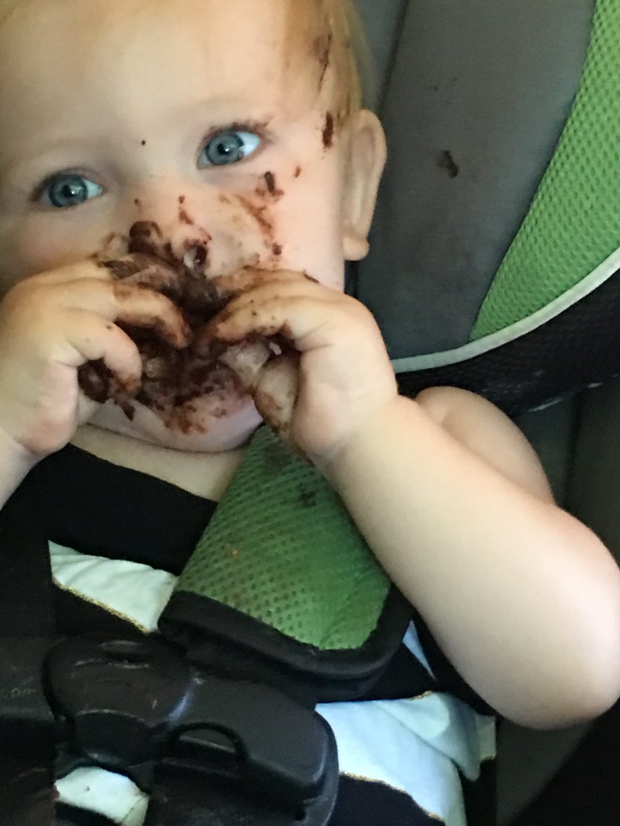 TheCrystalHaney's tweet image. The whole family enjoyed the @Starbucks et @michel_agustin saga! #MontereyBay #Mobileorders Manger pour vivre!