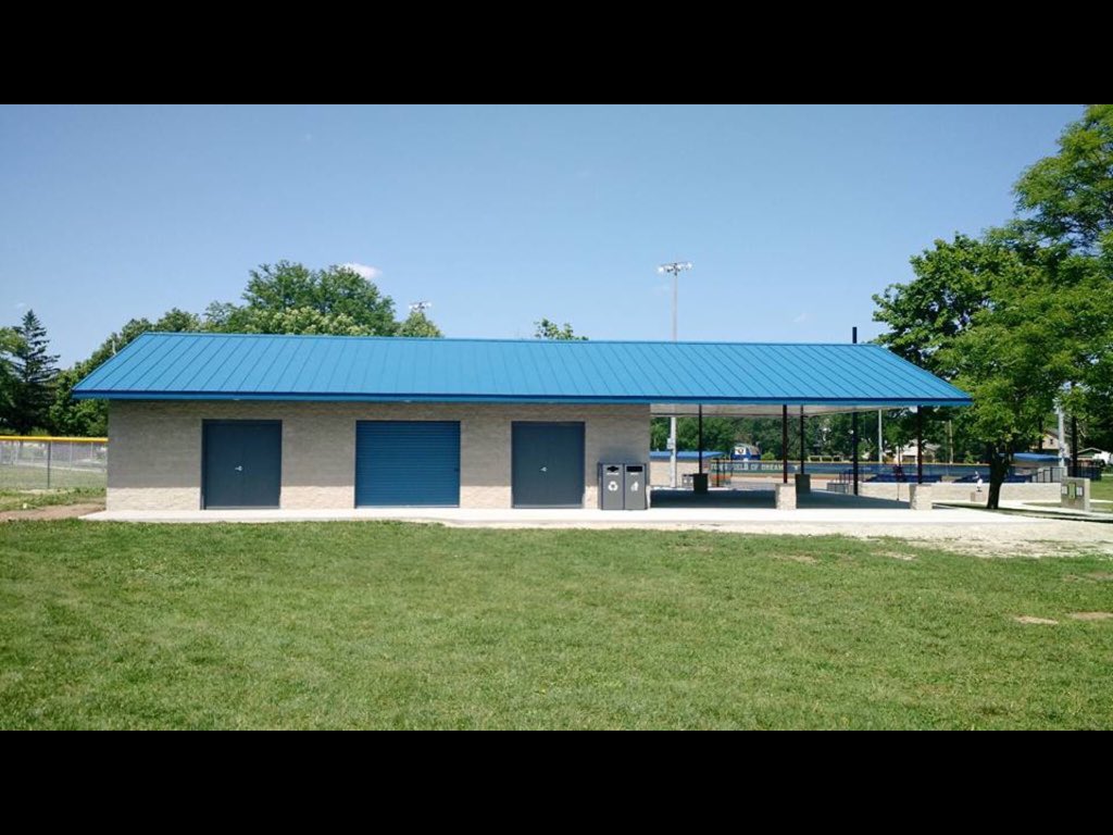 gmatzek's tweet image. .@620wtmj listeners: this is what YOU helped build @TreysField of Dreams. Concession stand/pavilion is open! Bravo!!