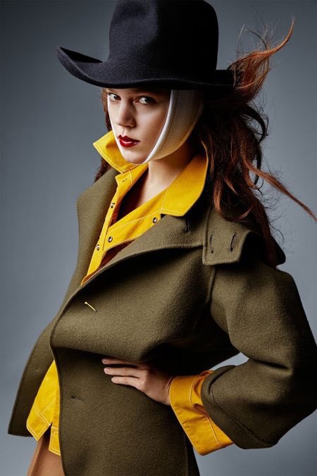 ahmedqahal's tweet photo. #Freja #Beha #Erichsen #Poses in #Statement #Making #Styles for #Vogue UK https://t.co/urKb99LrxU