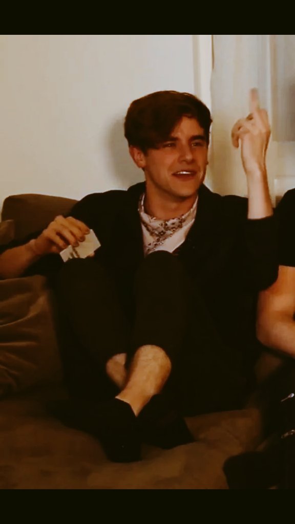 O2LftCaleb's tweet image. Retweet or die