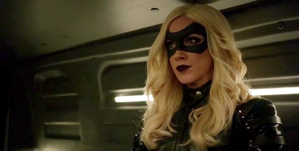 I love these two stills 😍😍 they are so beautiful 😍😍 <a href="/MzKatieCassidy/">Katie Cassidy</a>