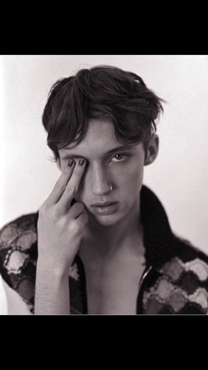 O2LftCaleb's tweet image. Retweet or die