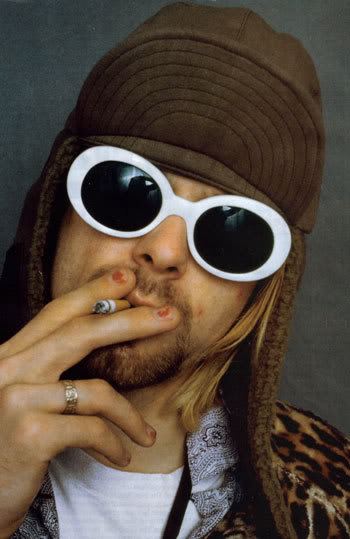 Emanuelle Cruz on X: @DougiePoynter Not willy wonka. It's Kurt Cobain  glasses :*  / X