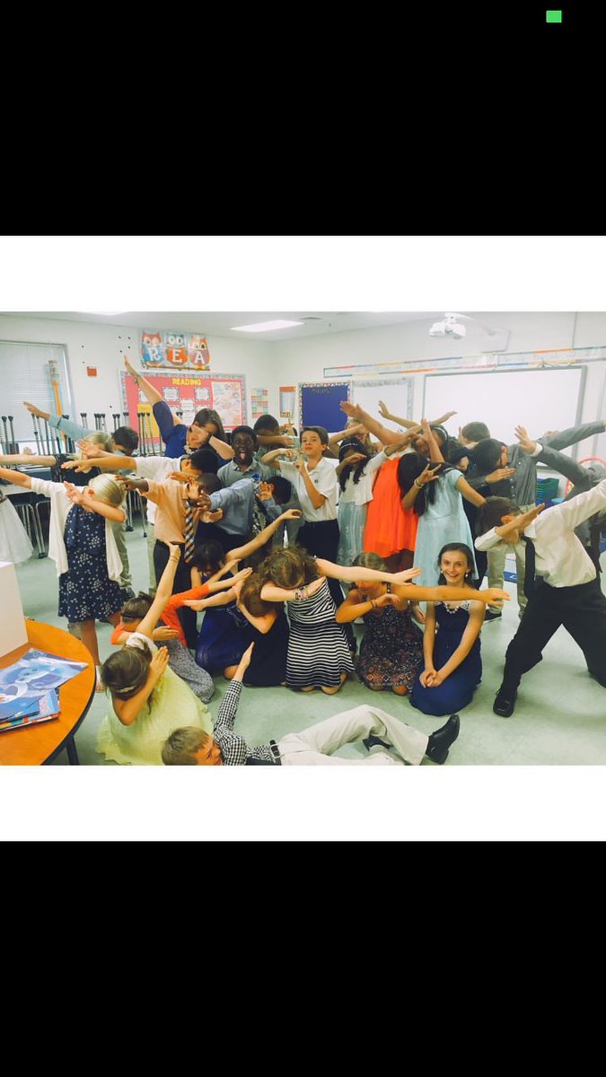 _aLaw12's tweet photo. This is my friends class room.... Please zoom in. https://t.co/NmA71Sre8K