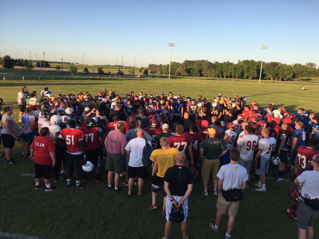 LukeSchleusner's tweet photo. King of the board drill!  #TeamCamp #BobacatsRepresenting https://t.co/HhgYnbqWIB