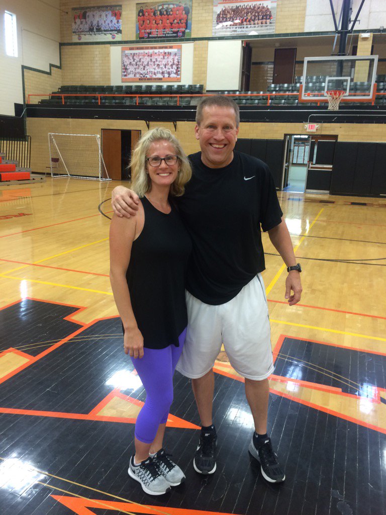 Jay Blossom tweet media