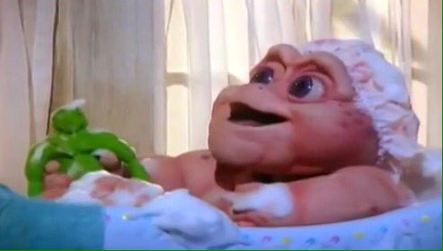 IAmBabySinclair's tweet photo. Bath time! 🛁 https://t.co/FI4KxfKyZi