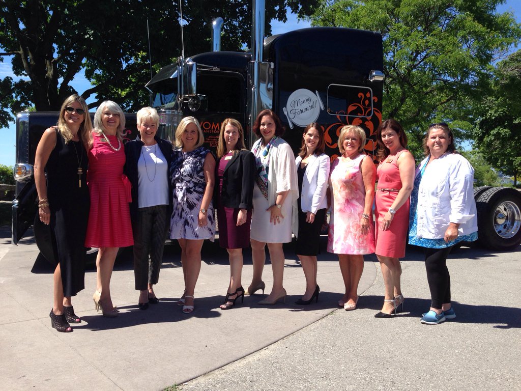 joannemackenzi's tweet photo. Love this pic showing the diversity of different roles we all play in the trucking industry #WomenInTransportation https://t.co/91Cxka6pfe