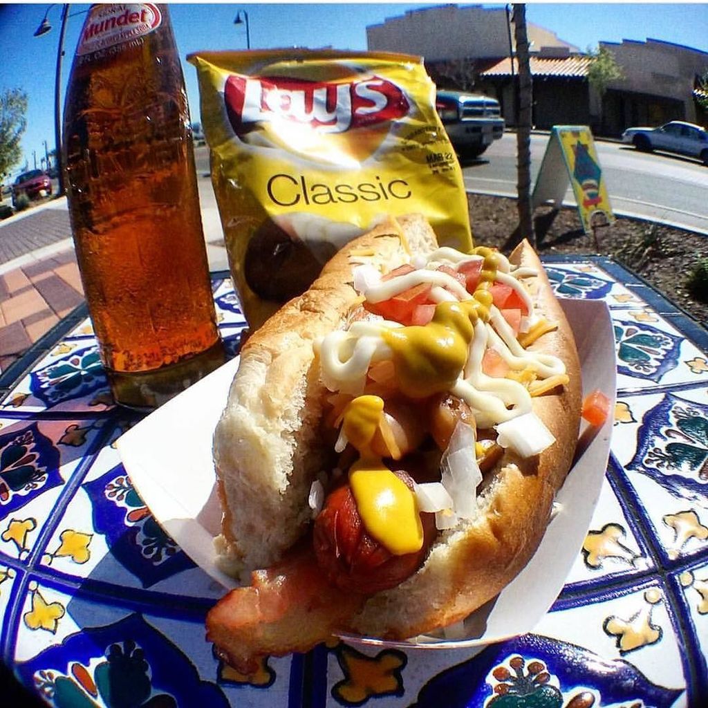 SAWSHW's tweet photo. We can't wait to get our hands on a @dosmanoshotdogs Sonoran dog, they will be in the hous… https://t.co/cElFb1HMjS https://t.co/1N1OELRICt