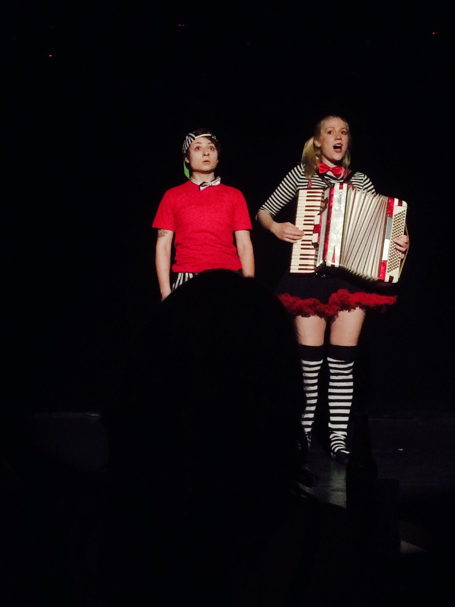 BashfulProd's tweet photo. #bizarreobscuro is a must see! Funny, intelligent, beautifull and heart warming! #fringebuzz https://t.co/2KtPKp7113