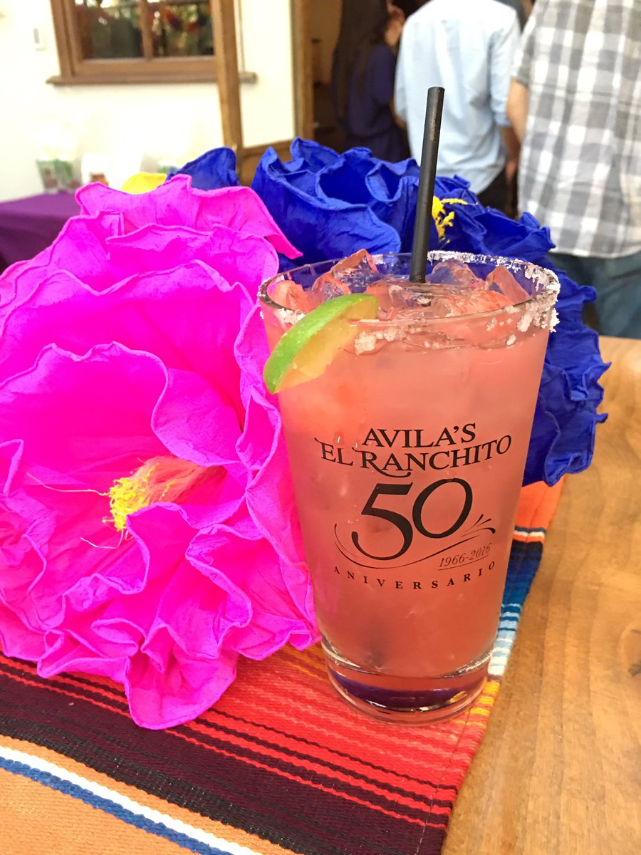 OCFoodieGirl's tweet photo. Celebrating @AvilaElRanchito's 50th anniversary w #tacos, #margaritas & #mariachis! #fun #deliciousmexican https://t.co/l30AaX72cZ