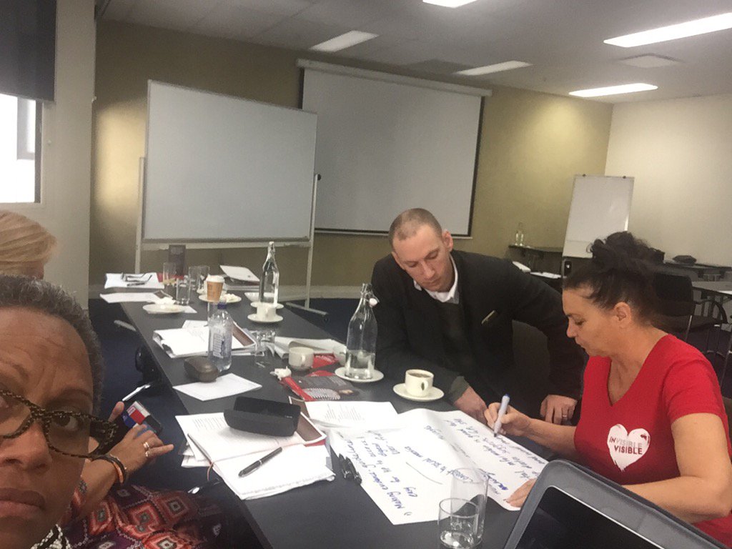 Working hard at Health InfoNet Sydney Roundtable @CentrePoche @HeartAust @closethegapOZ