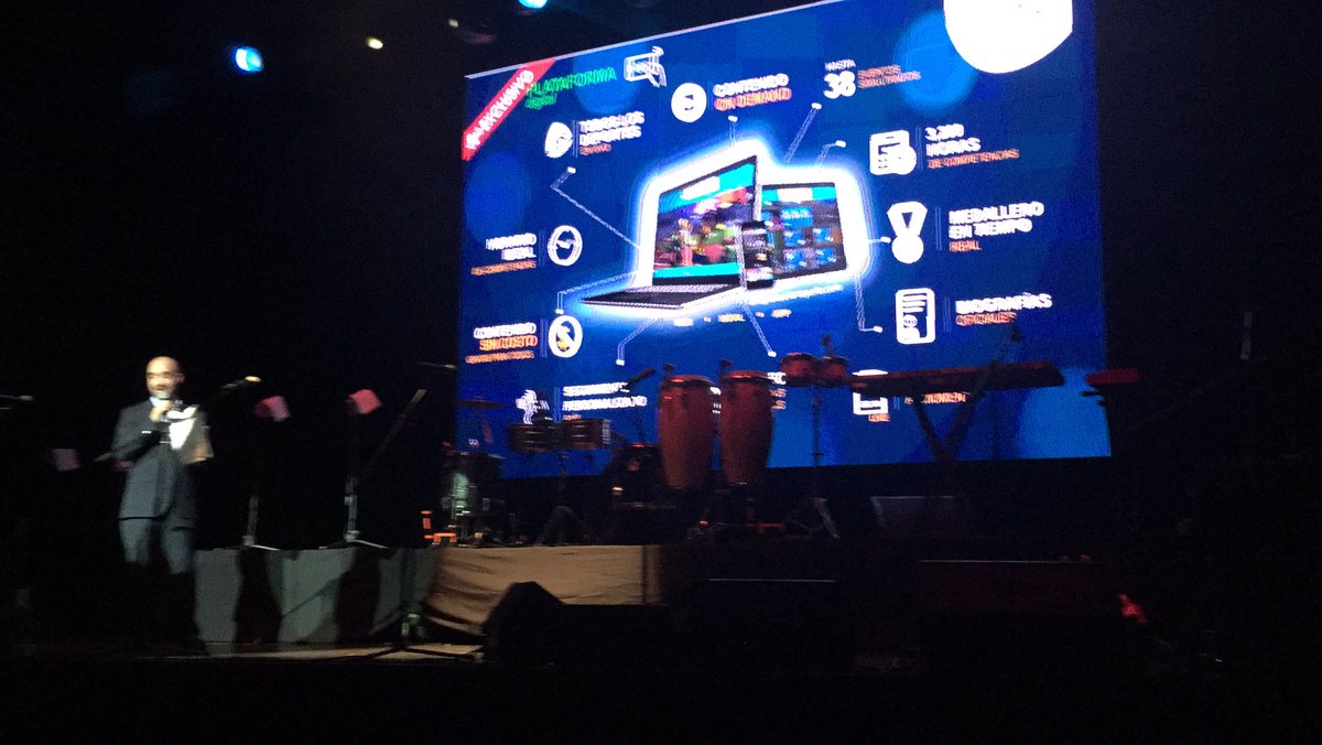 rodrobe's tweet image. #pachangashazam con @angelesazulesmx y CMI Digital!