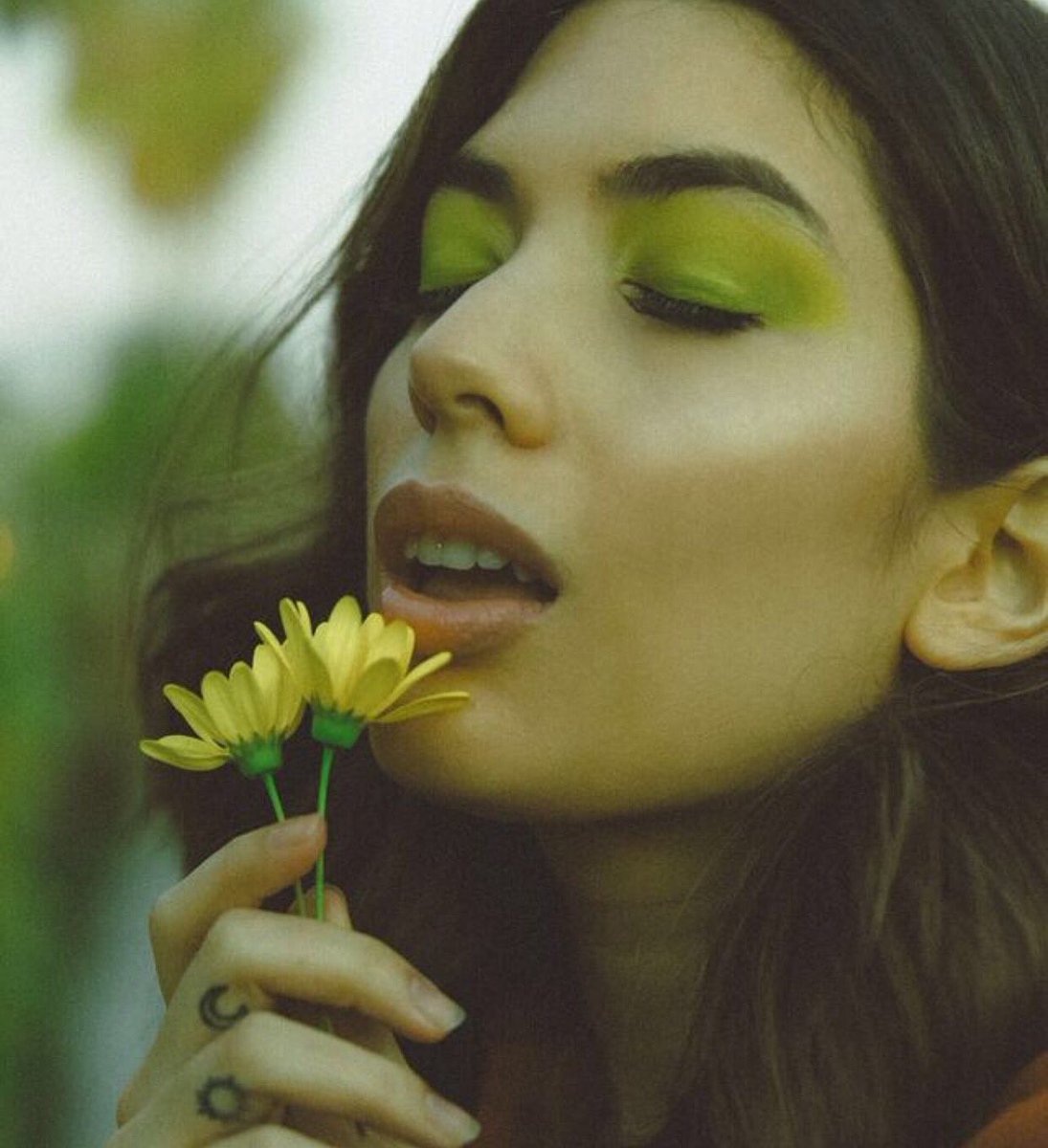 Breathe in #breathe out
#MJRmakeup and #hair