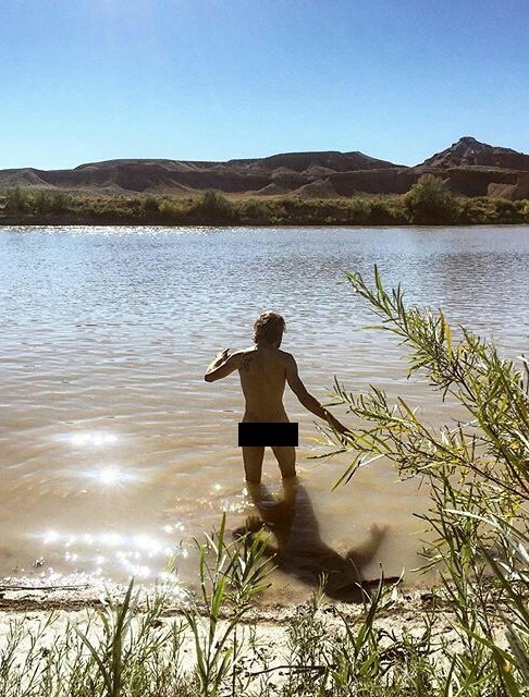 nakedbarapp's tweet photo. #nudism #naturism #nudismo #naturismo https://t.co/S3MGhw7K3g