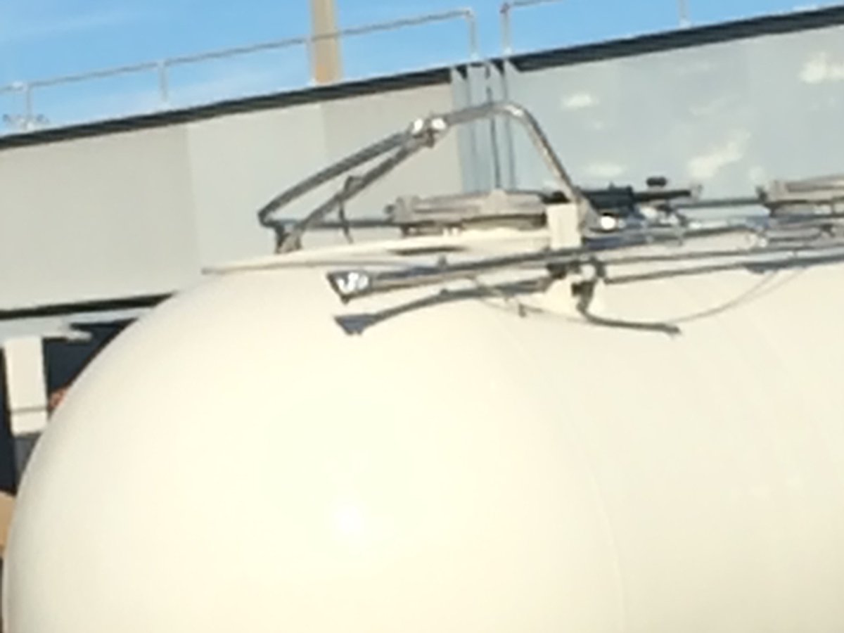 SlavinArchitect's tweet photo. Not one, not two, but three of these tanks were caught on the rail bridge in N. Freo today. Pressure testing anyone? https://t.co/melmFBAa9w