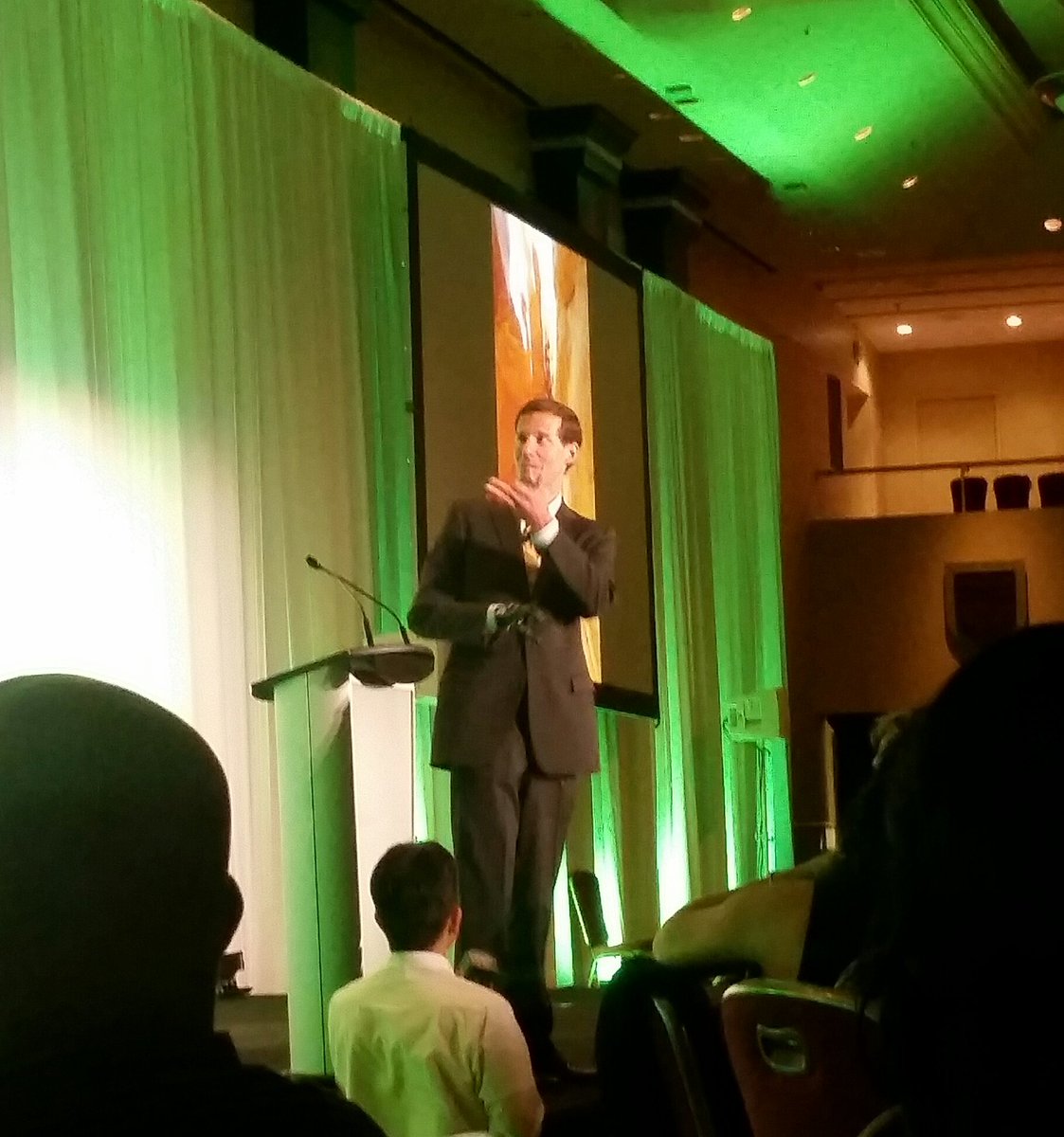 DrPsychNinja's tweet photo. "Obstacles can be our stepping stones" TY for inspirational talk! @RalstonSpeaks #127hours @modcanada @Bell_LetsTalk https://t.co/FtI2eCrYd5