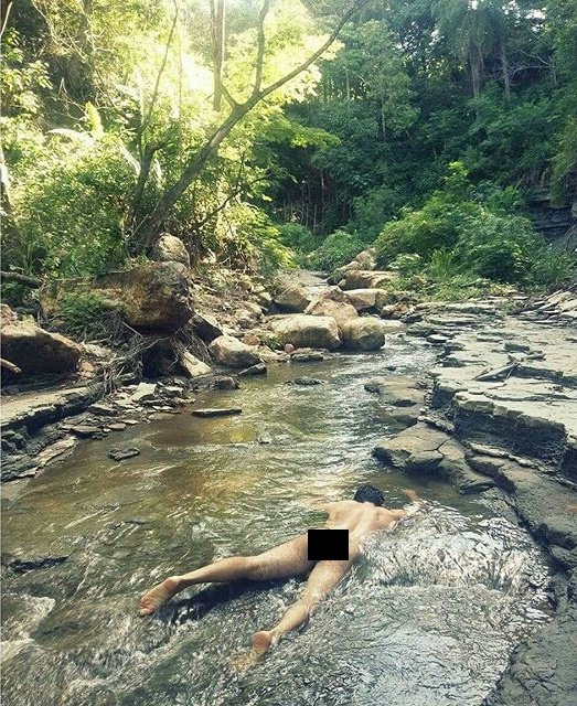 nakedbarapp's tweet photo. #nudism #naturism #nudismo #naturismo https://t.co/h5B2Nwjdvg
