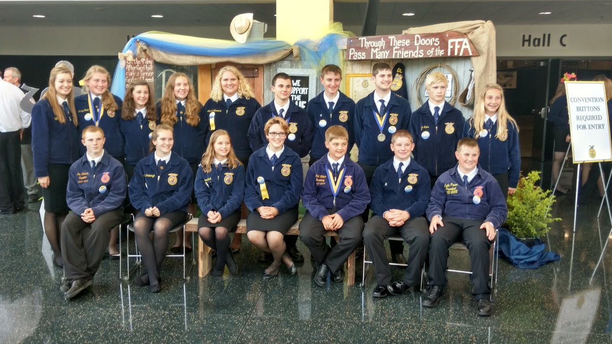 kotlowski_t's tweet photo. So proud of AF FFA! Great day with a wonderful group of students. #AFHSGreenDevilPride #FFAProud https://t.co/qHK5KH0zKD