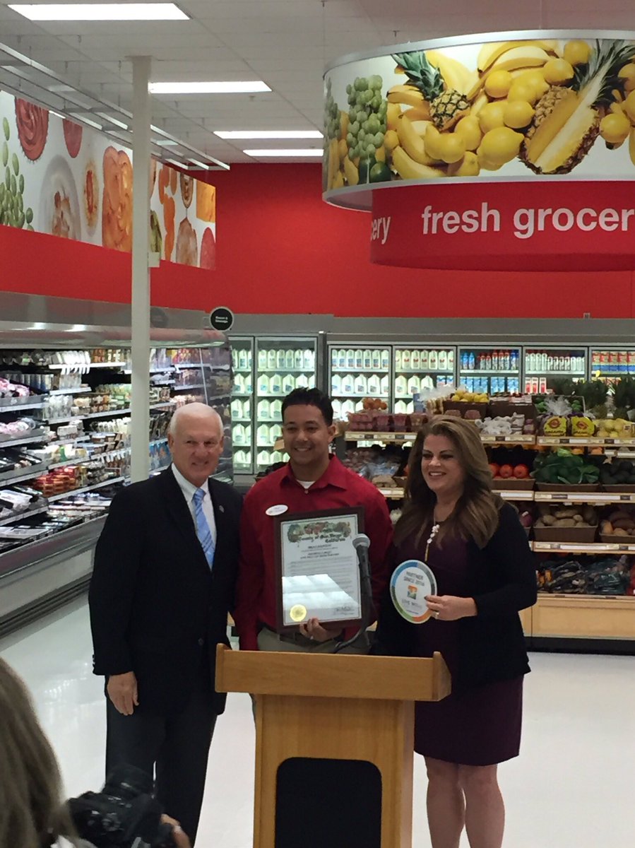 It's Target day in SD!! businesswire.com/news/home/2016… <a href="/SM_Rion/">Simone Rion</a> <a href="/JGyllenhammer/">John Gyllenhammer</a> <a href="/NicoletteSeitz/">Nicolette</a> @TonyCostanzoTGT