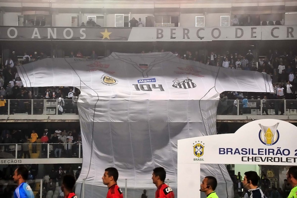 SantosFC's tweet photo. O manto sagrado que não para de subir no campeonato. Bom dia, nação santista! https://t.co/DQppf3Ni5O
