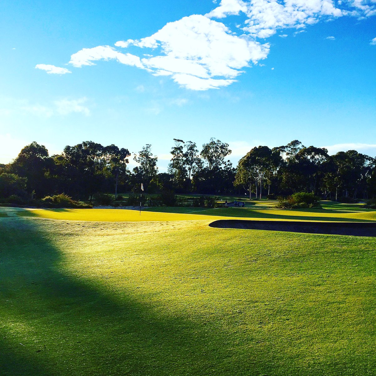 NickMSArnold's tweet photo. @MichaelClayto15 @mattlenevez Great day with mates playing on one of Melbs best courses 👌🏼🏌
#MetropolitanGC https://t.co/05SAV7N8wu