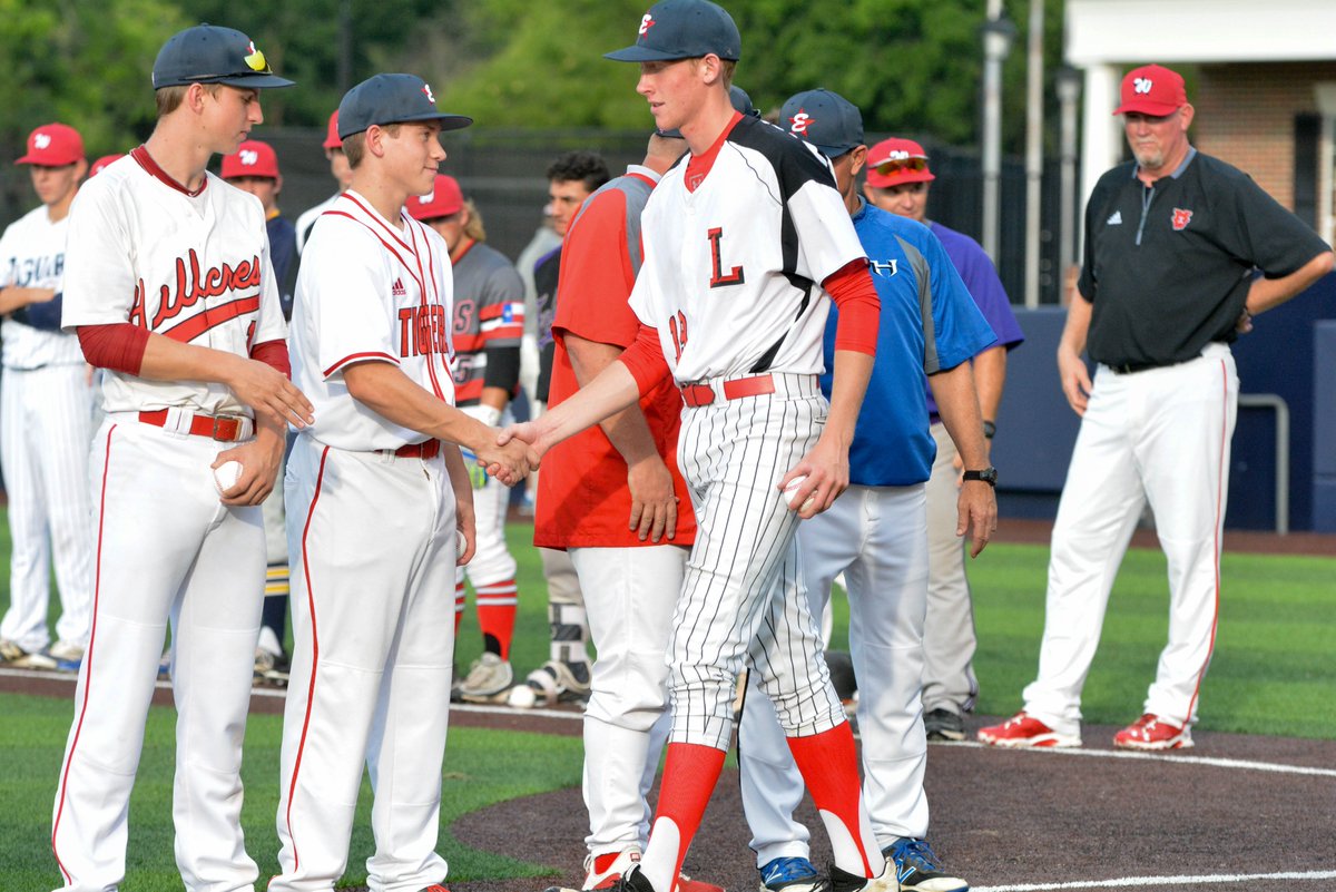 JimKlenke's tweet photo. @noahthomp19 @LHSFans1 at #NTHSBCA All Star game https://t.co/XWLIimAlOP