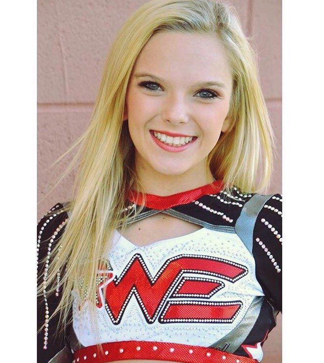 cheerleading_af's tweet photo. HBD Karolyne!It's crazy that you're only15yet you inspire so many with your talent and dedication😍we all love you!❤️ https://t.co/W7GRvhXNIL