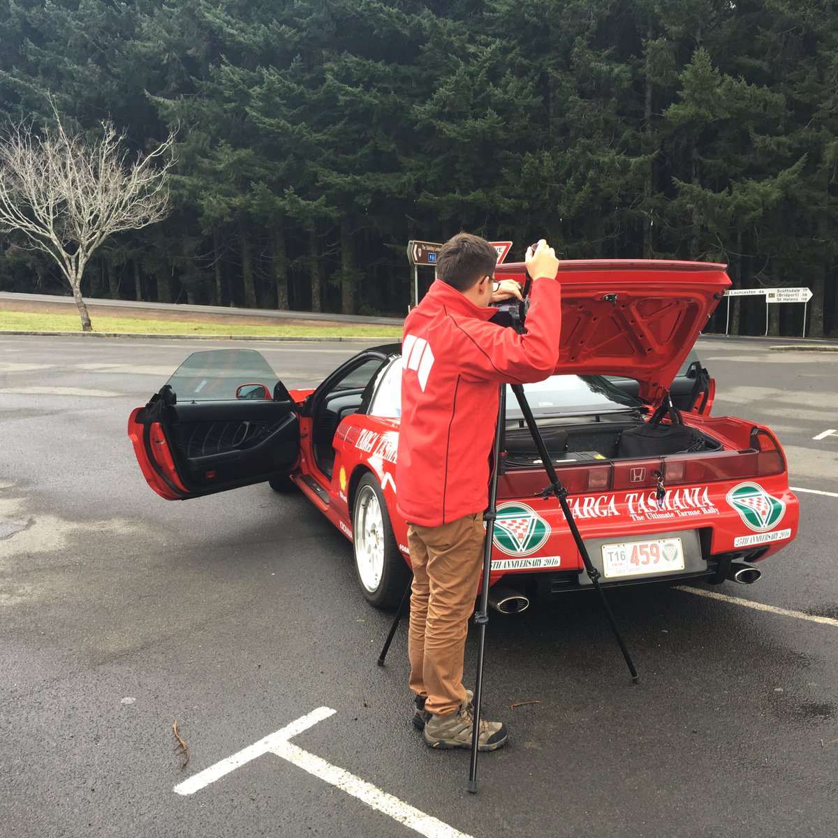 petrolhedonist's tweet photo. .@JohnWilson_Aus hard at it on @TargaNews #Sideling stage #nsxwant https://t.co/1qxXjiHbfJ