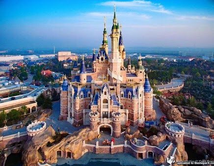 まいこ 本日6 16 上海ディズニーランド がオープンです マナーなどの問題もあるようですが 東京の約2倍の敷地に豪華なシンデレラ城に日本にはない新エリアなど 魅力的なことが盛り沢山です T Co Avgjlpw5rz Twitter