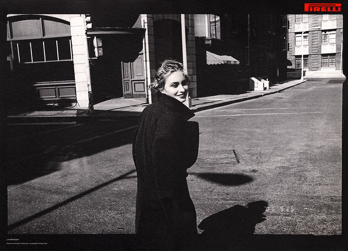 Pirelli's tweet photo. #TheCal 2002 by @PeterLindbergh with Lauren Bush #TBT #MakingThecal https://t.co/SQ7t72Jetg https://t.co/QVQXvFtOxT