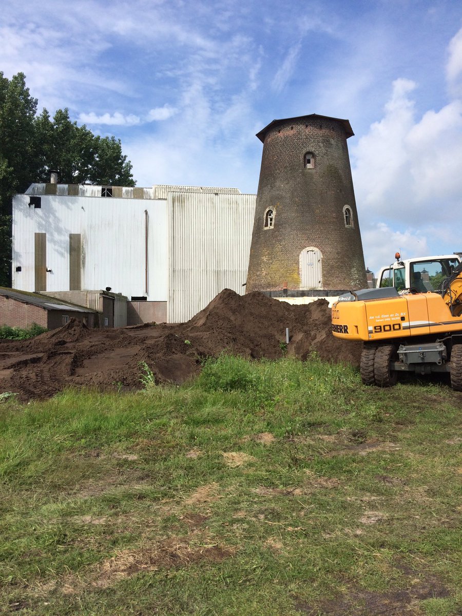 ankevanextel's tweet image. Er wordt flink gewerkt aan de #volksvriend. Herken je het nog terug @BrigitevHaaften