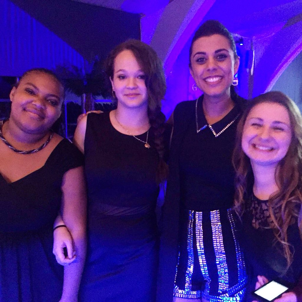 MelyzOfficial's tweet photo. Daily pic of the #Festival @VolcavisionSC with my amazing backing vocalists: Loreen, Orianne &amp; Lily #melanierene https://t.co/QkMqIBU8HZ