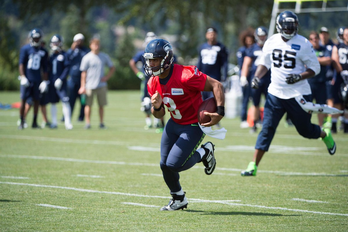 Seahawks's tweet photo. #GoHawks https://t.co/cy2bLswrKo