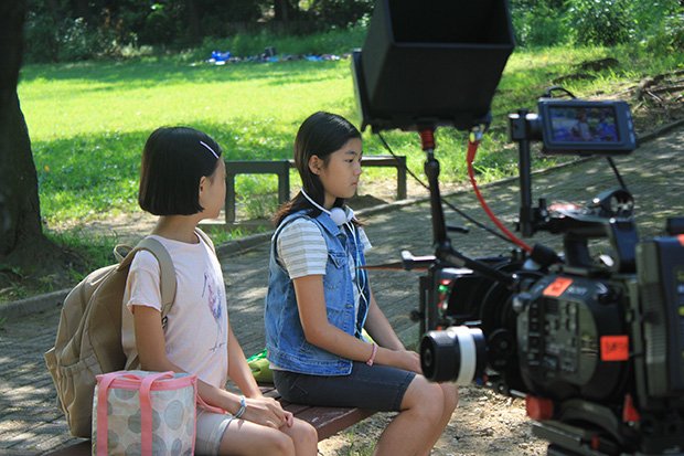 film_archive's tweet photo. 이번주 #KMDb 영화칼럼에 '제작기'가 두건이 올라가게 되었습니다. 오늘 개봉하는 영화 <우리들>을 만들면서 있었던 많은 이야기들을 윤가은 감독이 직접 풀었습니다.
https://t.co/GiuyaldOle https://t.co/nsEurixmMg