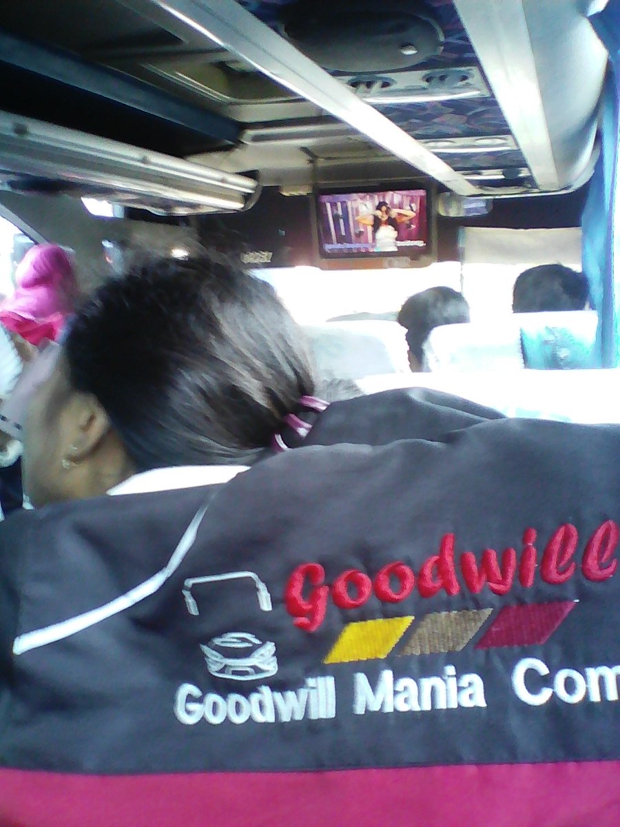 goodwill_mania's tweet photo. po goodwill https://t.co/oHE5P1ru1P
