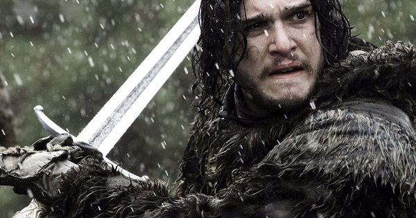 SazBanger's tweet photo. Where are all the Valyrian steel swords in 'Game of Thrones'? https://t.co/a1iGIHjmck https://t.co/Lvqwp4xBvL