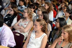 Vereniging_omo's tweet photo. Leerlingen wereldwijd waren bij conferentie 'Water is life' op @Maurickcollege Vught. Zie https://t.co/Fe7ik6iP8q https://t.co/0Rd7q2oZwo