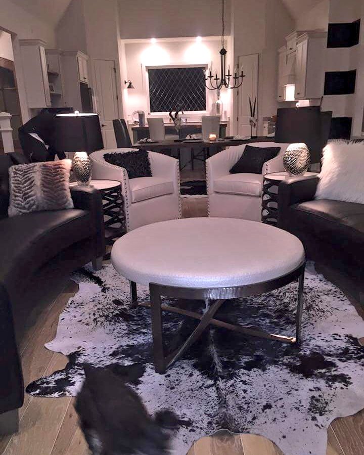 Tate_Collection's tweet image. One thing I love to do is this...
Interior design!
(Our living headquarters)
 Me and my rib make a solid team❤