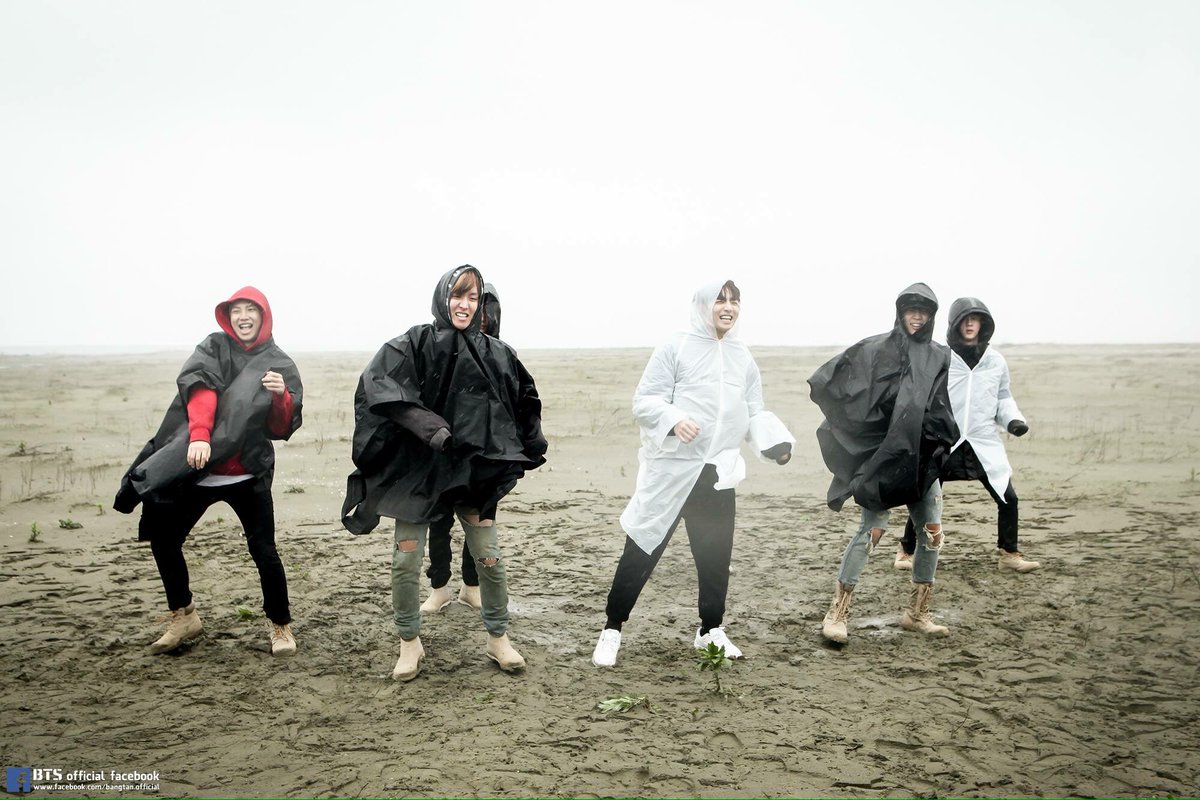 BTS_PHARMY's tweet photo. [INFO] #BTS 'Save ME' MV has surpassed 17M views on YouTube (ibighit channel)! Congrats, @BTS_twt! 👏🏻 #방탄소년단 #SaveME https://t.co/JbrknYQ6Xs