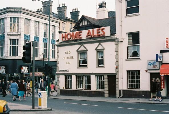 home_ales's tweet photo. #ThrowbackThursday - The Famous Old Corner Pin Public House, Upper Parliament Street #Nottingham 🍺🏹 https://t.co/1Ve0fdOrrr