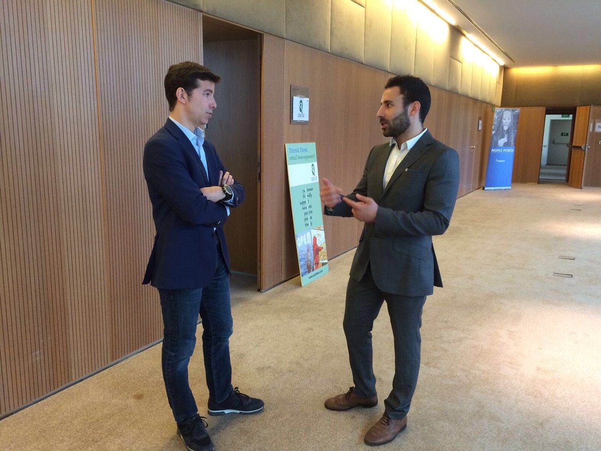 joaquimdeulofeu's tweet photo. Celebrado el cuarto #Thinktankretail @crearmas identificando 19 mejores practicas para la excelencia https://t.co/Hlwwzd1N1b